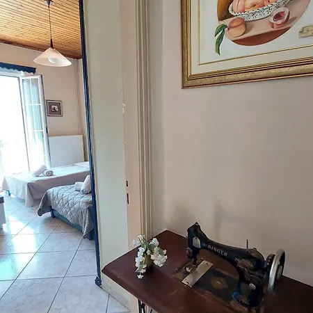 Apartment Pinelopi Holiday House *